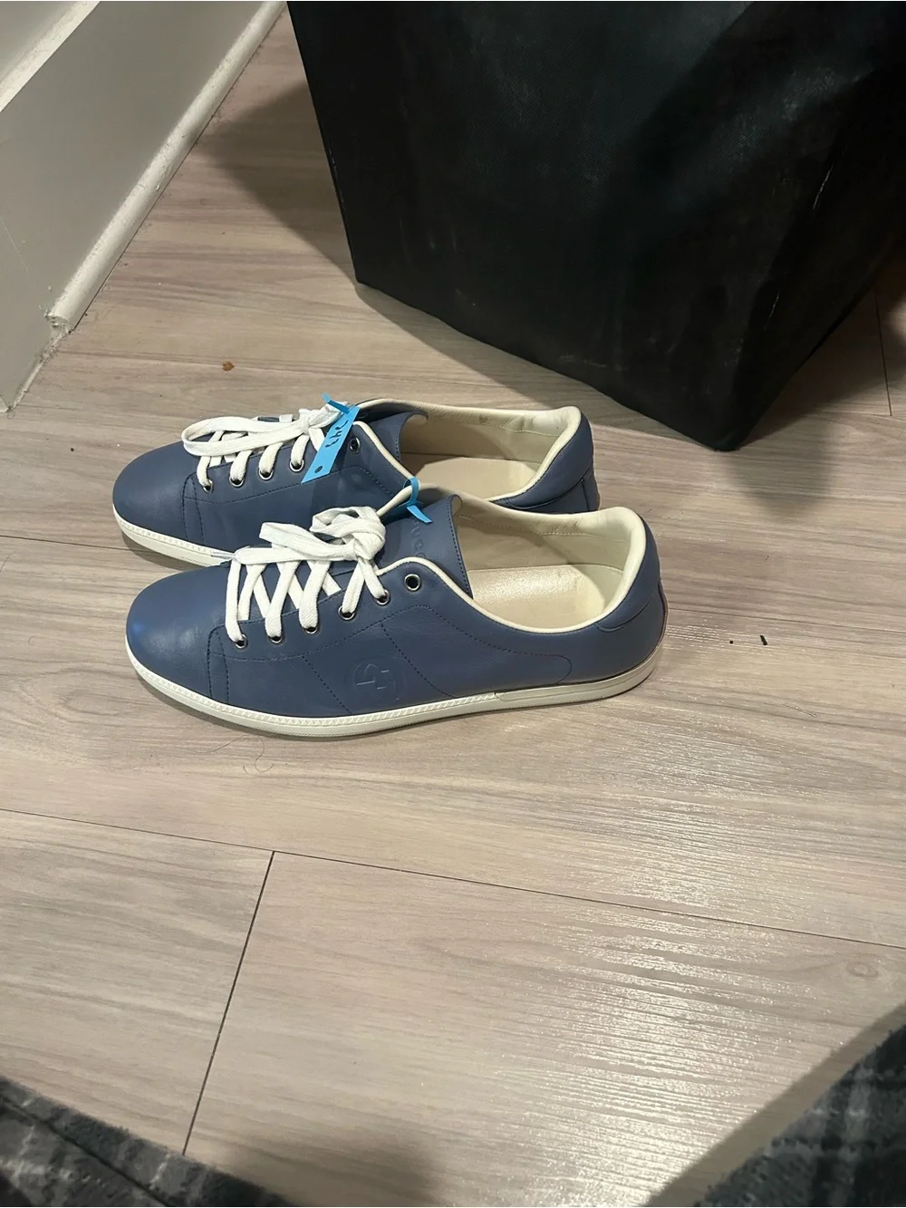 Gucci Blue Leather Low-Top Sneakers with White Laces